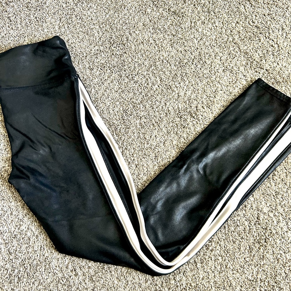 Spanx faux leather legging
